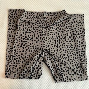 Balance Athletica Kindgom Collection Leggings - Size L